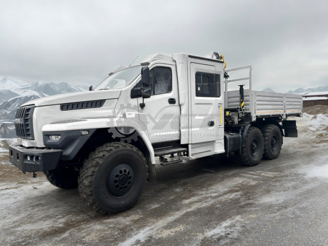 Грузопассажирский автомобиль на шасси Урал Next 4320-6958-72 (4 места)